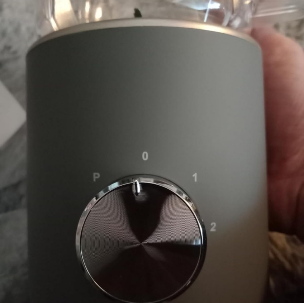 CWC Cook with Color 300 watt Grey Blender - Picture 4 of 4